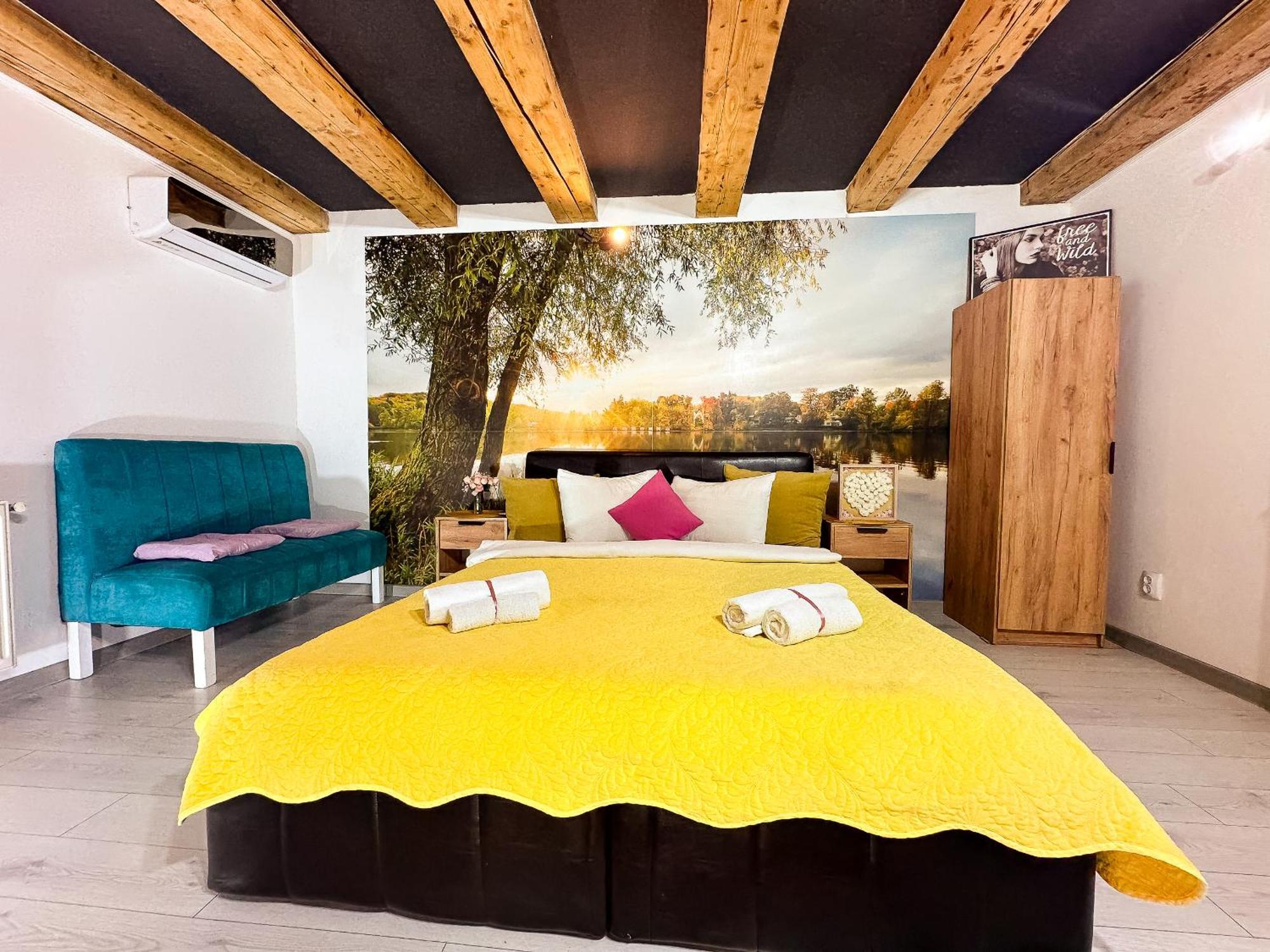Venus Central Lux Studio Craiova Exteriör bild